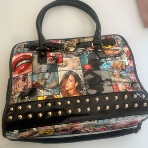 Magazine Covers
Handbag & Wallet Cosmopolite Rolling Town
Glamoro Mega Guapa